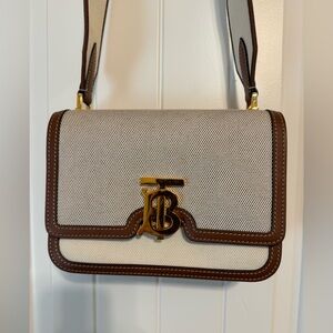 BURBERRY leather & canvas crossbody bag in EUC purchased in Spain in 2022